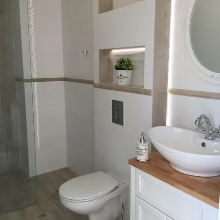 Sloneczne Tarasy Porta Mare Apartament Prowansalski * Dziwnówek